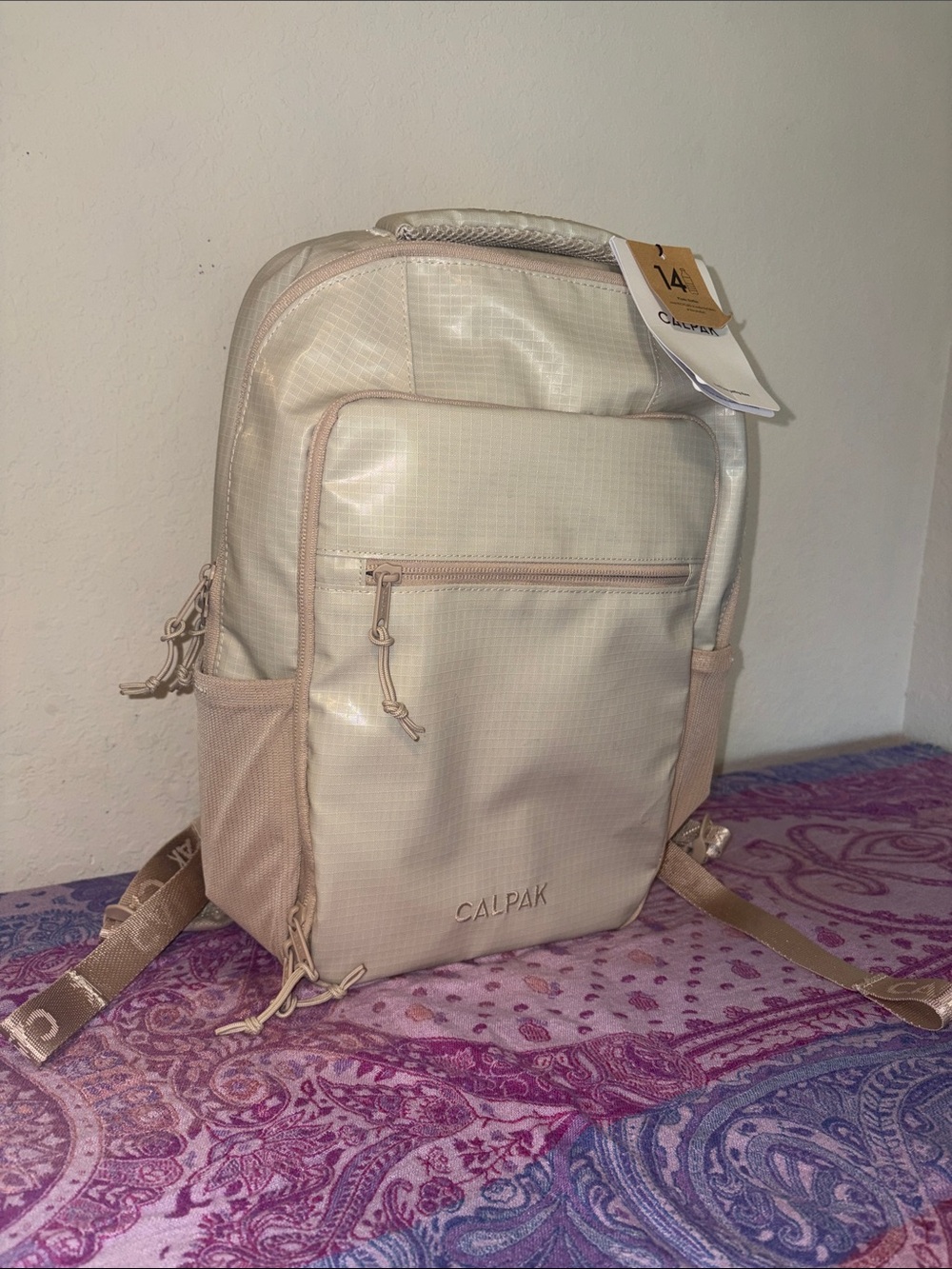 Calpak terra hydration backpack white sands (mini)